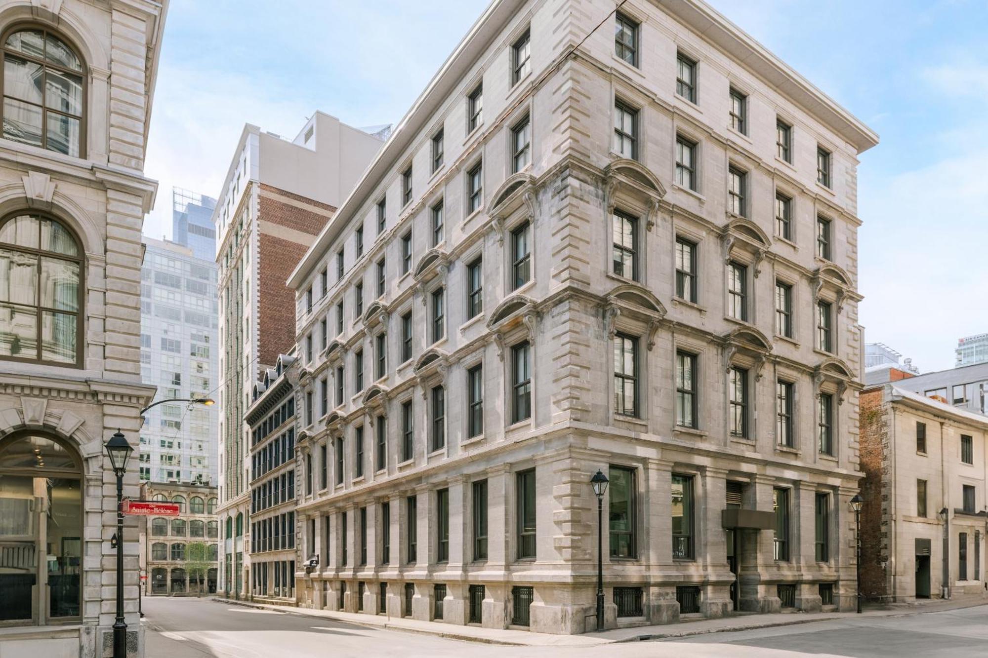 Sonder By Marriott Bonvoy Le Victoria Apartments Old Montreal Монреаль Экстерьер фото